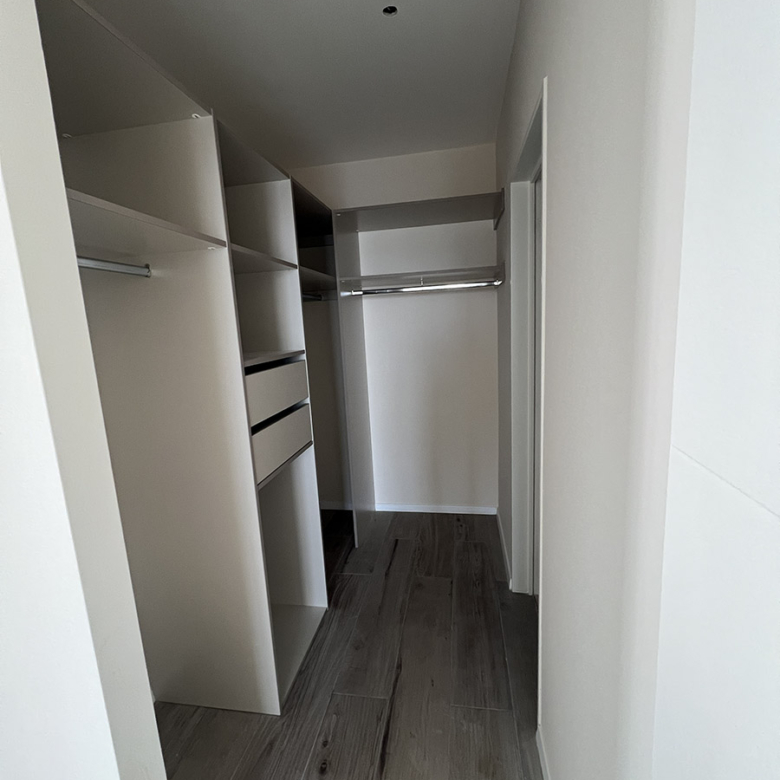 780
