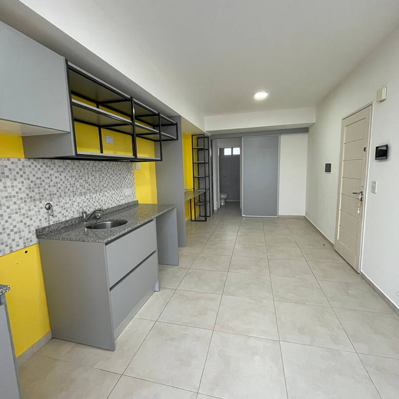 780