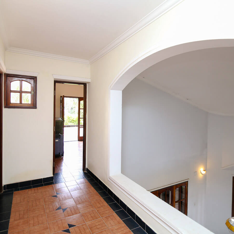 780