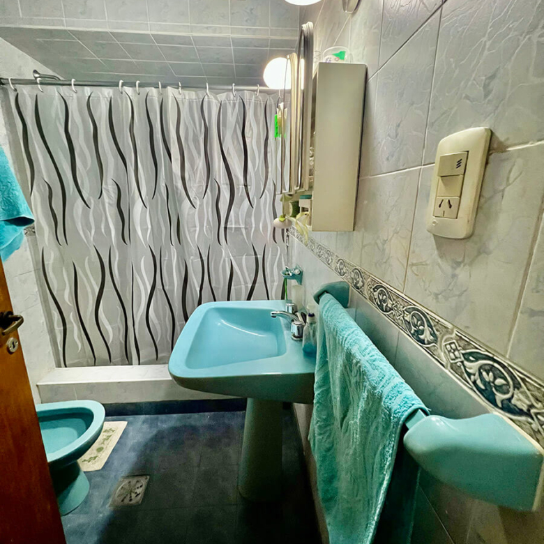 780