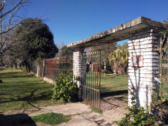 Sauce Viejo – Urquiza 1100
