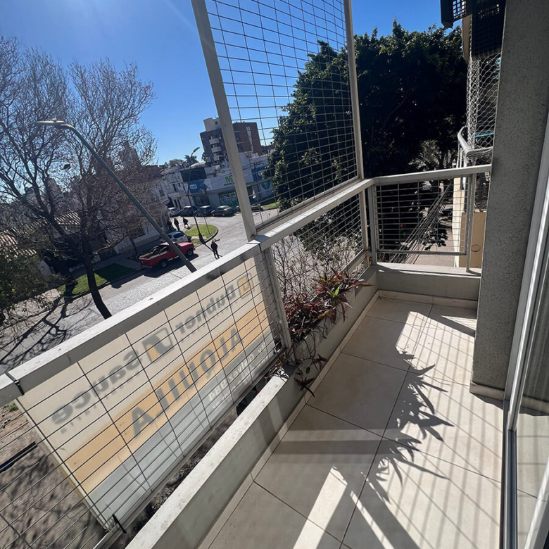 780