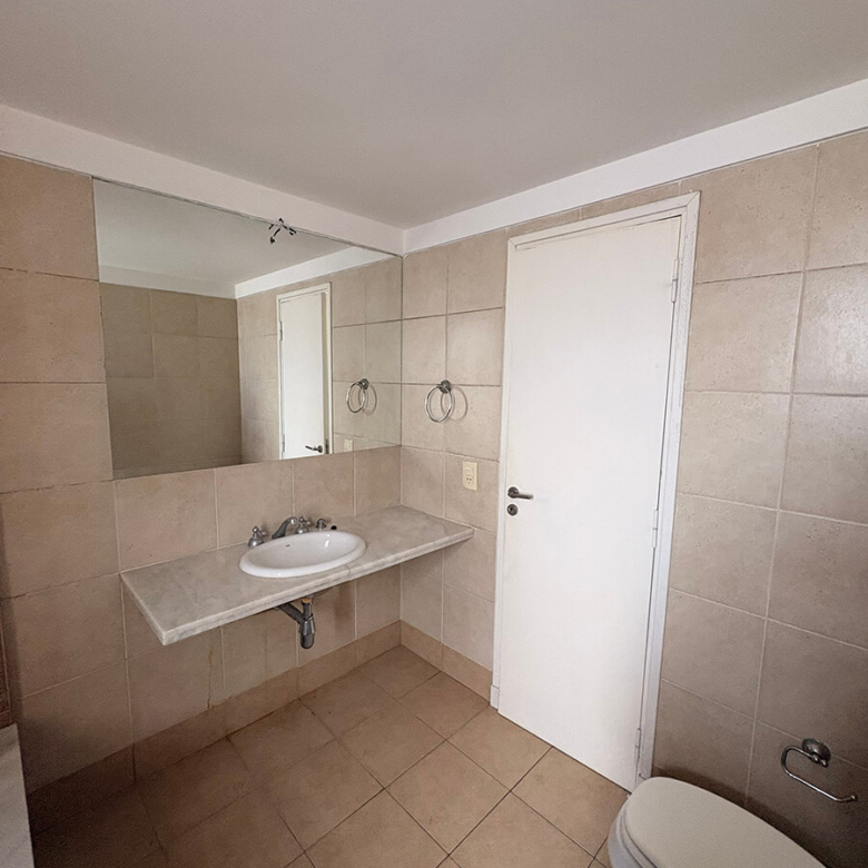 780